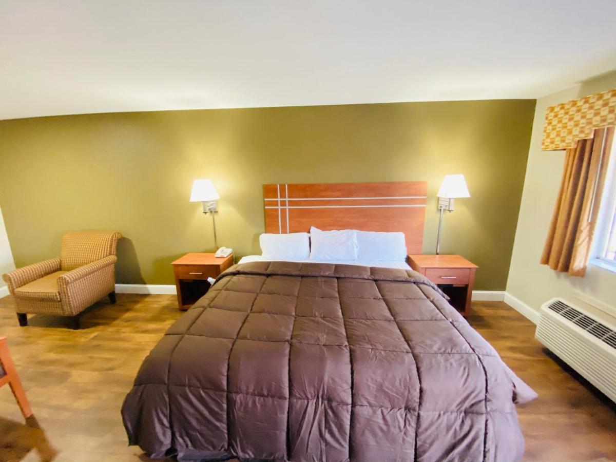 Rodeway Inn Swansea Экстерьер фото