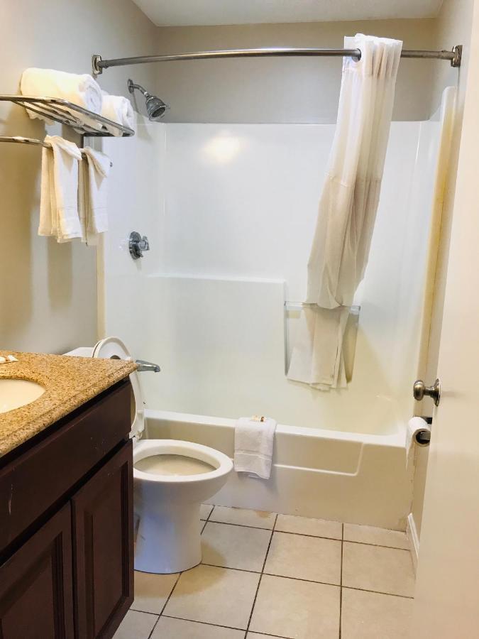 Rodeway Inn Swansea Экстерьер фото